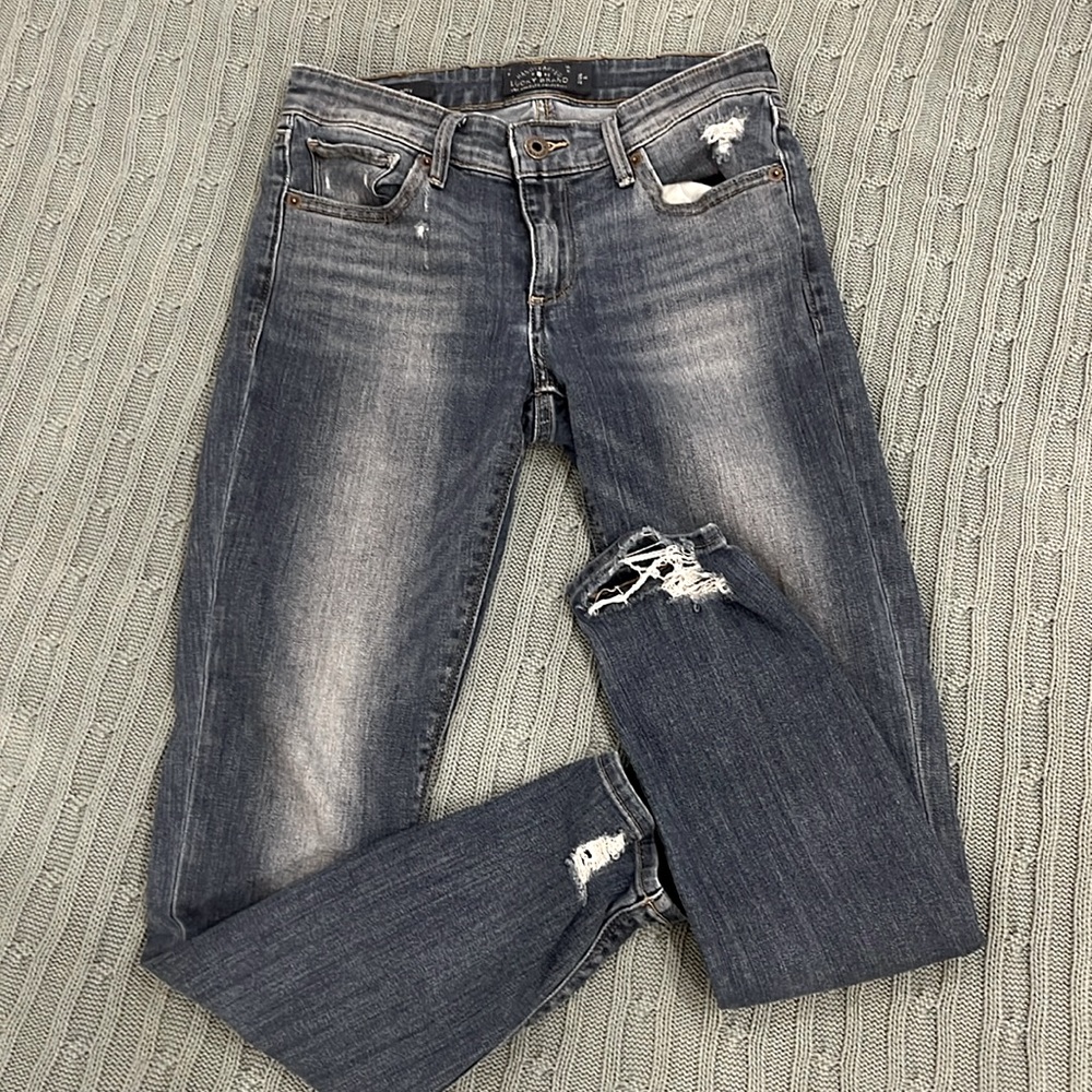 Lucky brand, distressed, skinny Jean
